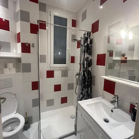 Red Buffa Apartment Nice