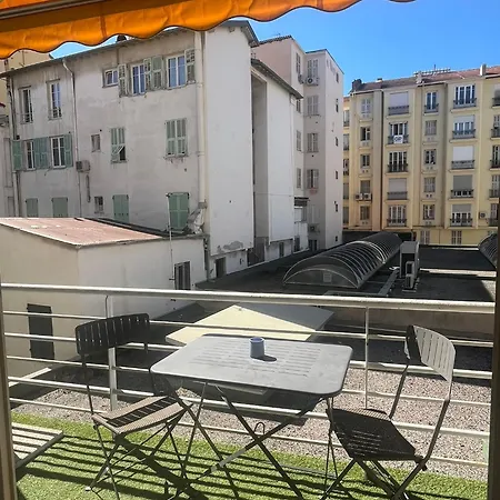 Apartment Red Buffa *