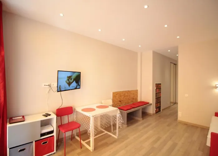 Red Buffa Apartment *